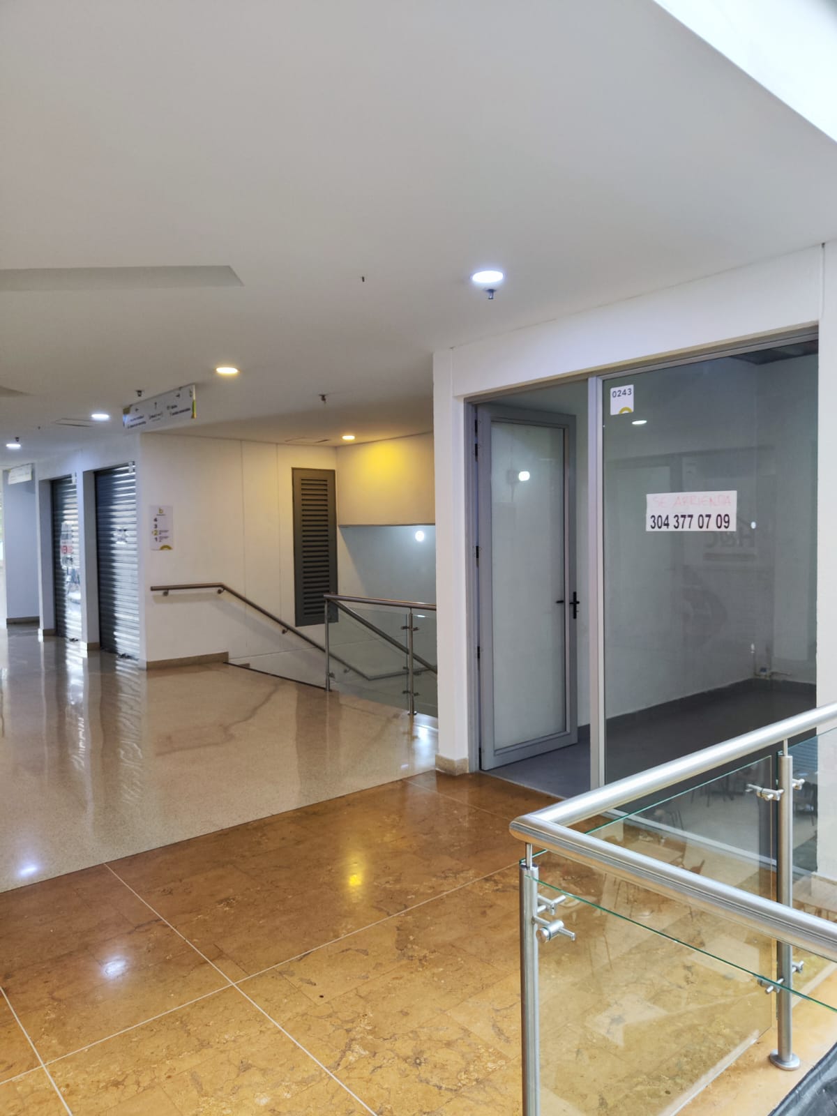 Commercial Unit for Rent – Bulevar de la 49 Shopping Center - Photo 5