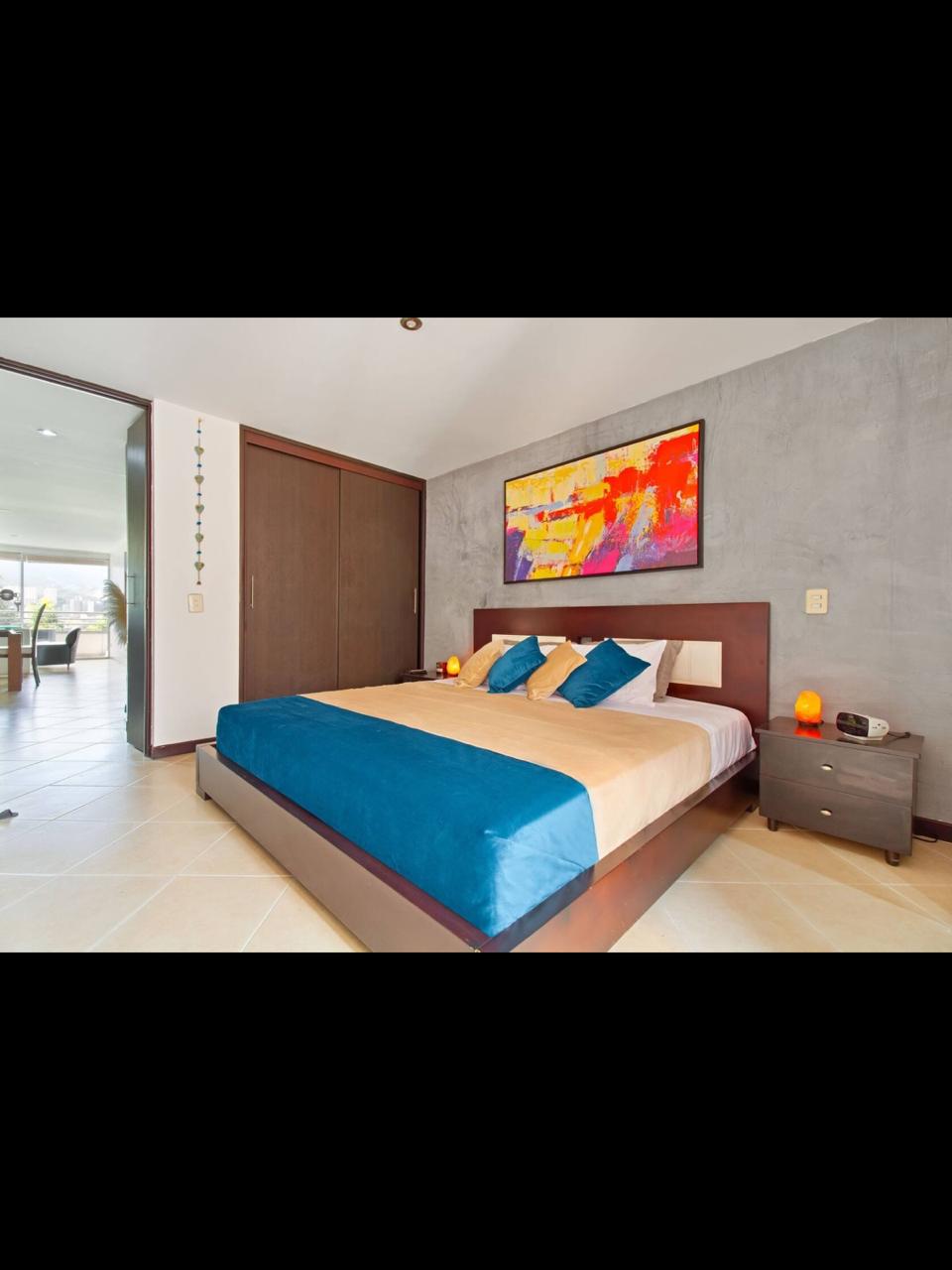 Fully Furnished 3-Bedroom Apartment with 2 Balconies – Envigado - Photo 5