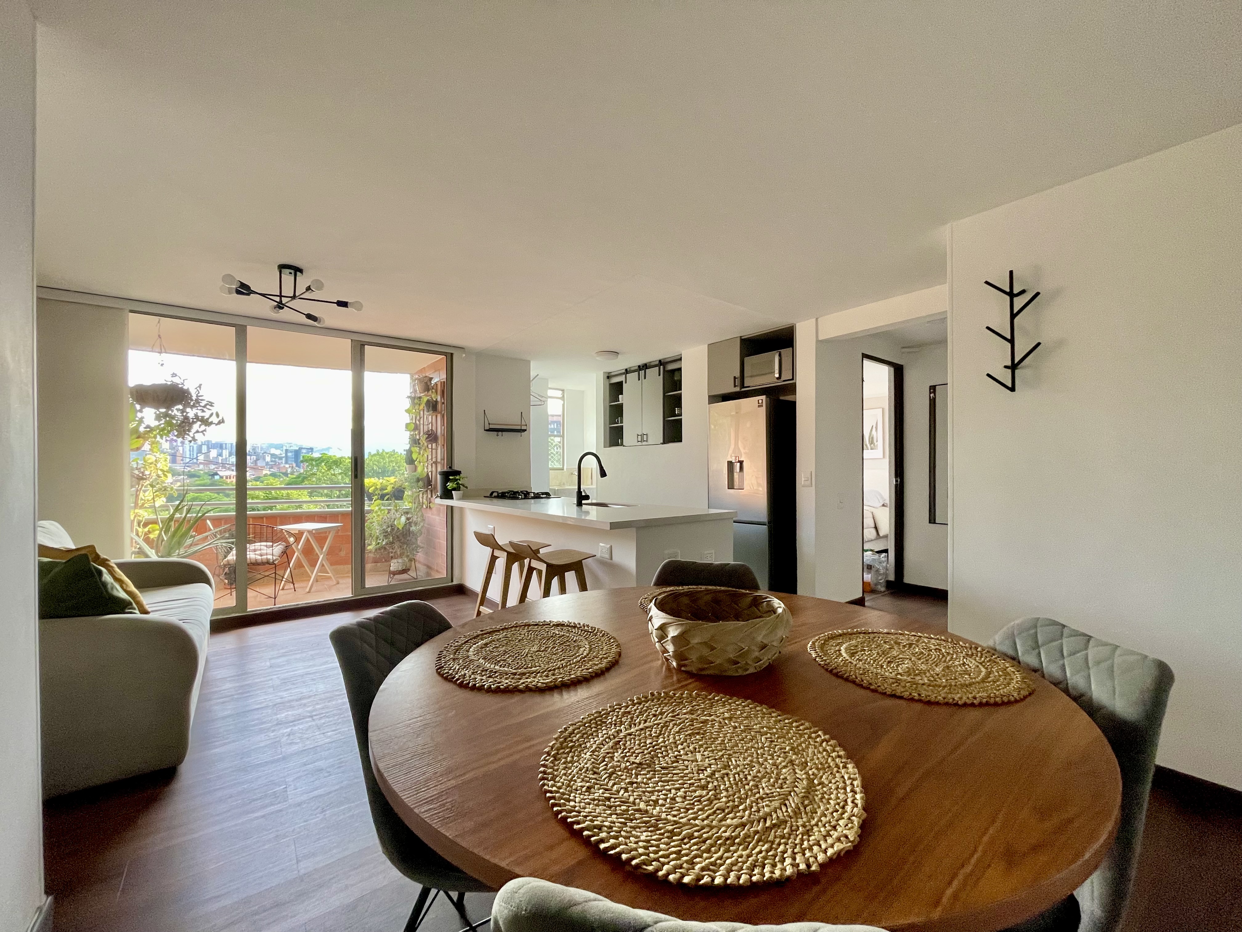 RENTING APARTMENT IN ENVIGADO WITH AC - Photo 2