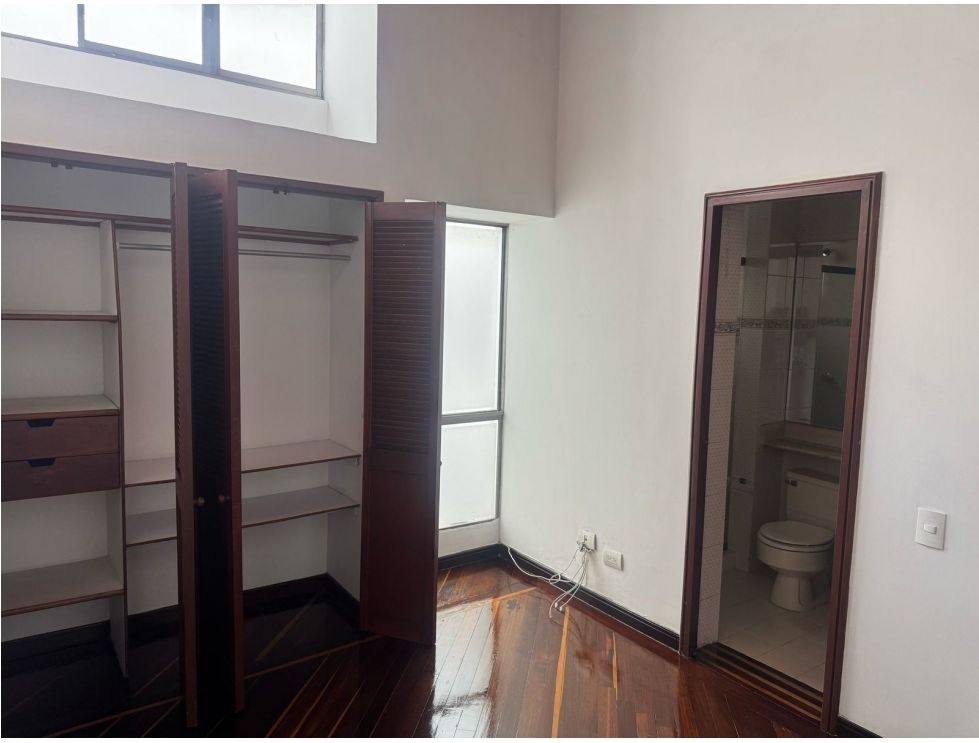 3-Bedroom Duplex House Next to Country Club Ejecutivos — El Poblado - Photo 3