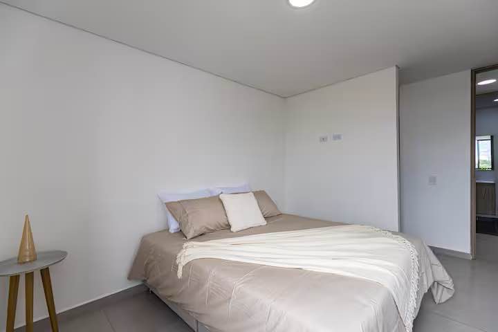 APARTAMENTO AMOBLADO EN LAURELES - Photo 3